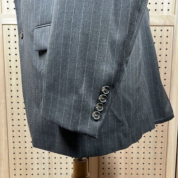 CHAPS Suit Jacket Mens 44L Gray Pinstripe Wool Two Button Sport Coat - Picture 7 of 14
